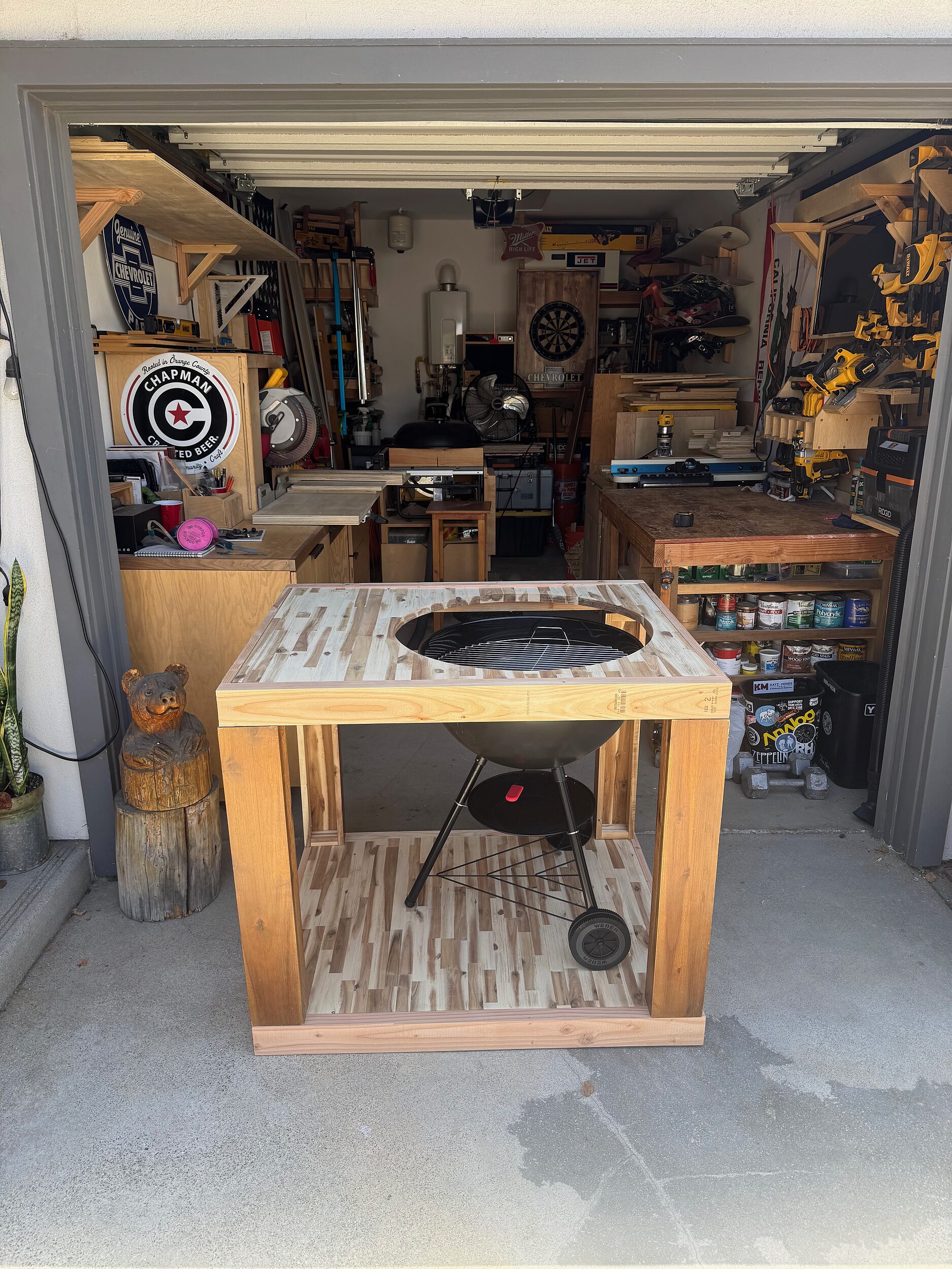 The No-Weld Kettle Grill Cart: A Wood-Built Table for a Weber Kettle